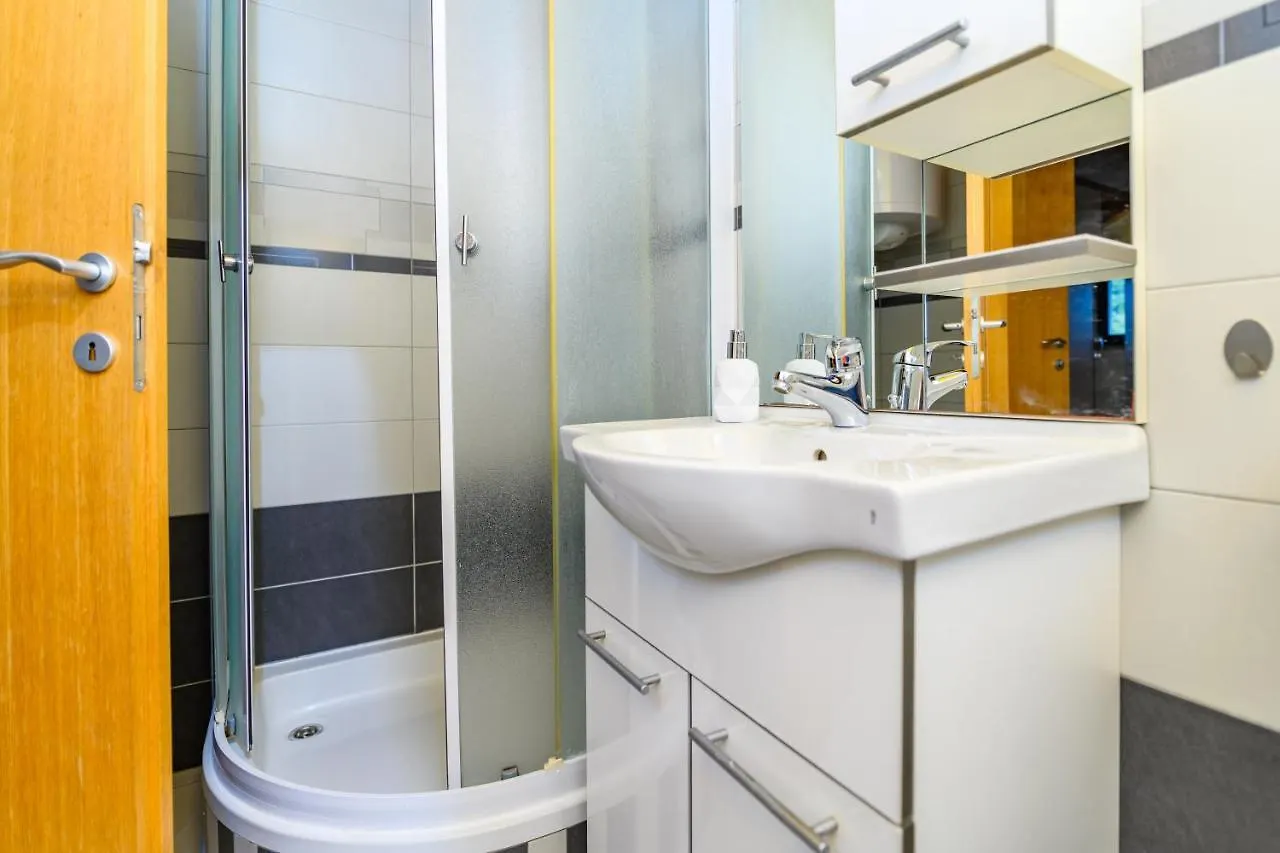 Daire Apartman Marina Martinšćica Hırvatistan