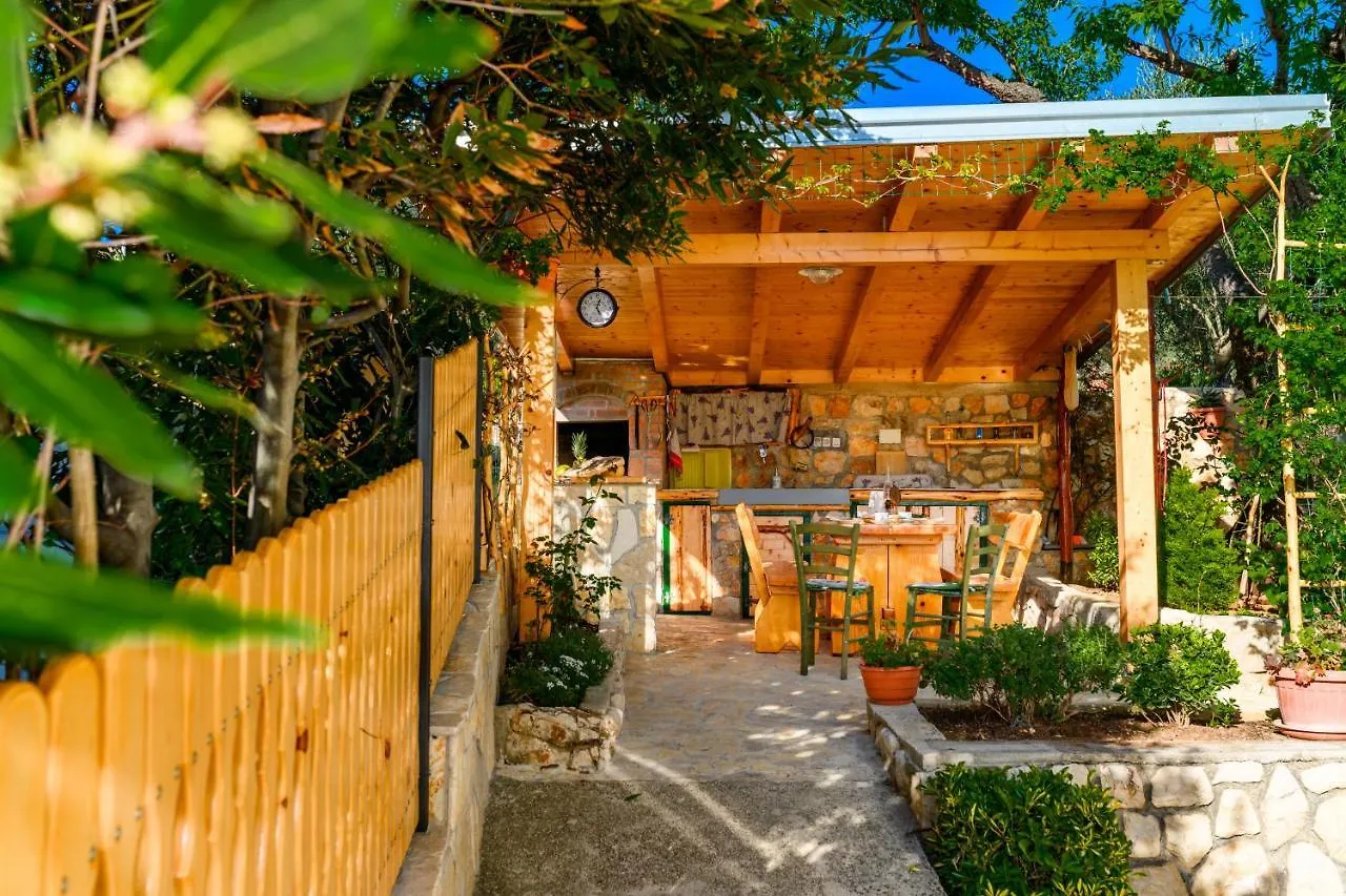 Apartman Marina Martinscica  Apartment