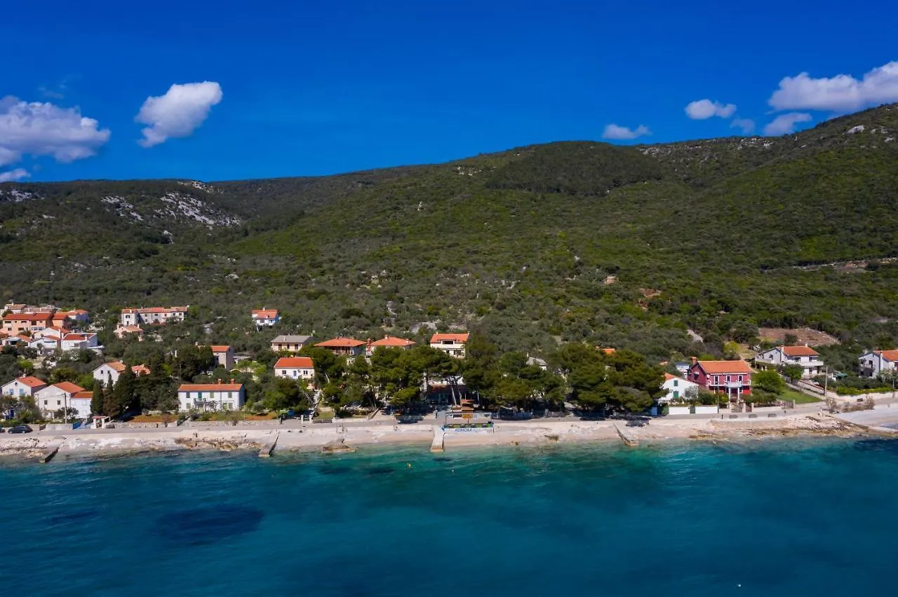Apartment Apartman Marina Martinscica  Croatia