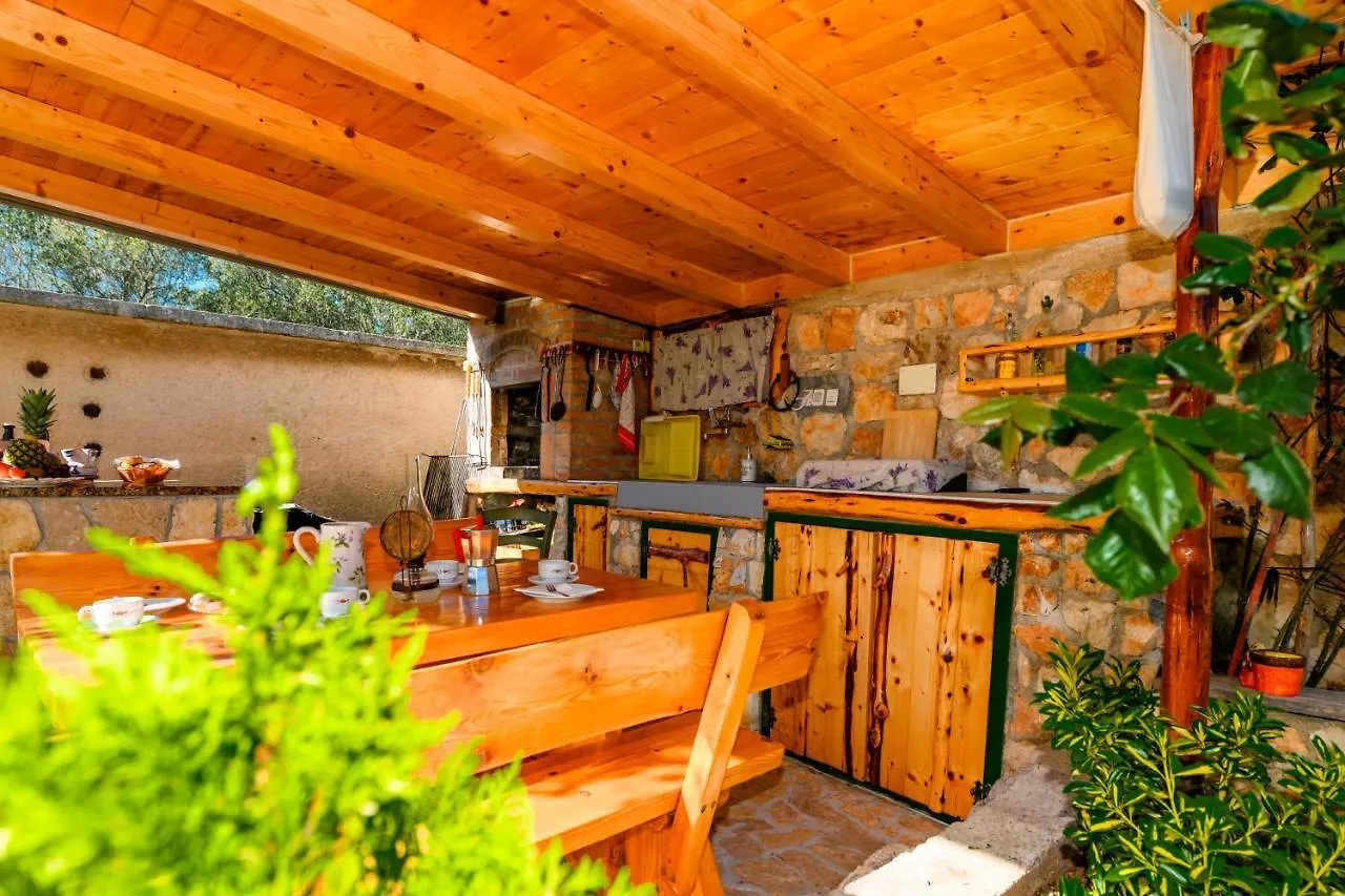 Apartment Apartman Marina Martinscica